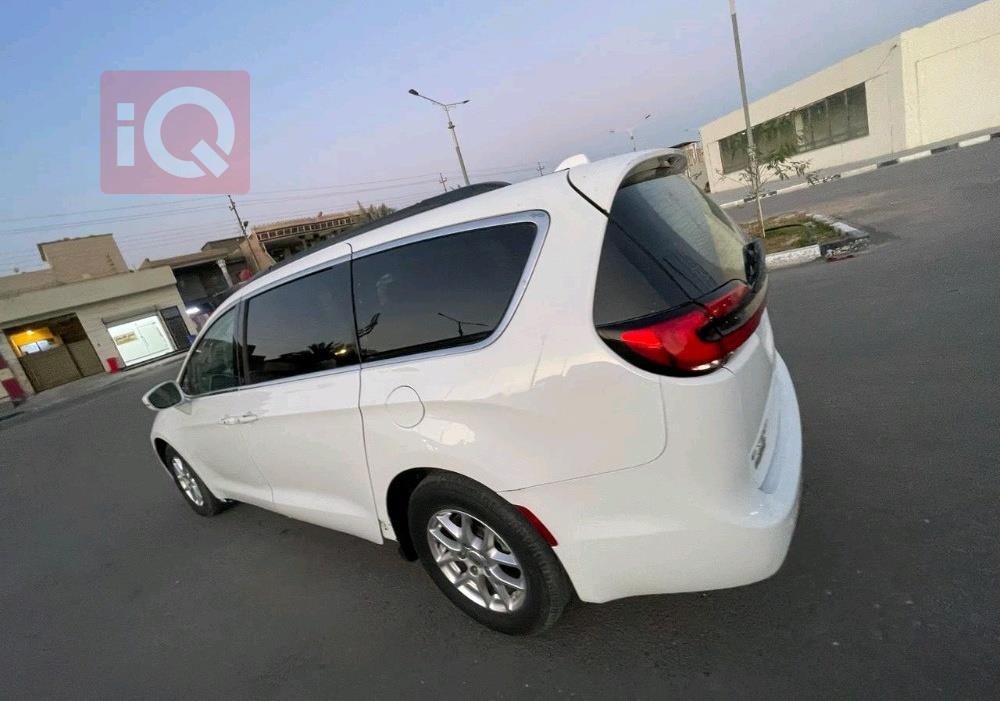 کرایسلەر پاسیفیکا